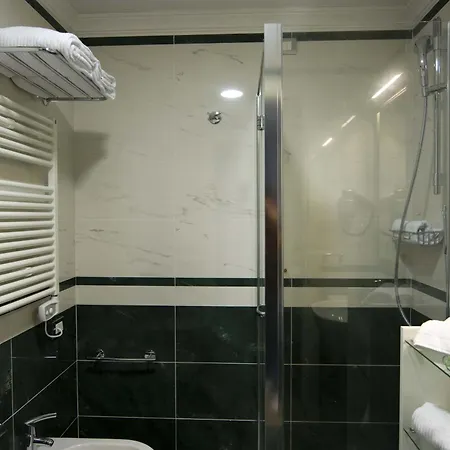 Отель Jr Oriente 4*