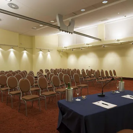 Готель Jr Oriente Барі