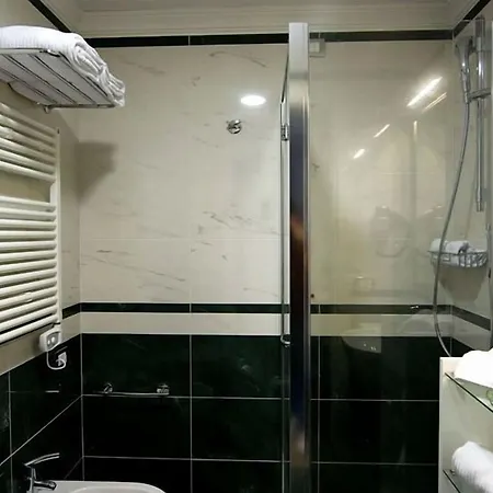 Готель Jr Oriente Барі