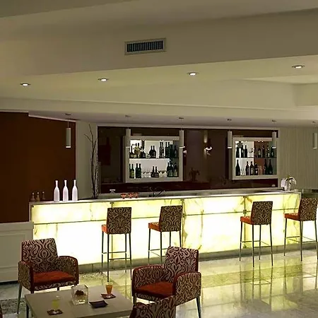Jr Oriente 4* 巴里