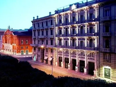 Hotel Jr Oriente Bari