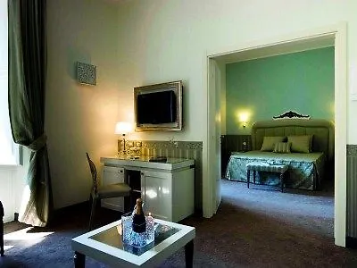 Hotell Jr Oriente Bari