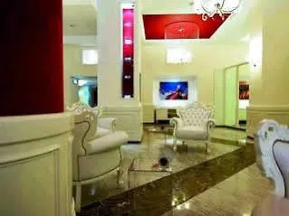 Jr Oriente Otel