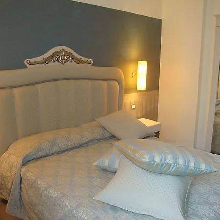 Jr Oriente 4* Bari