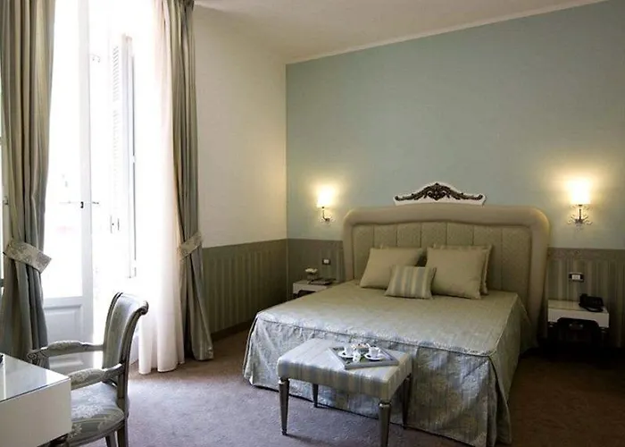 Jr Oriente 4* Барі