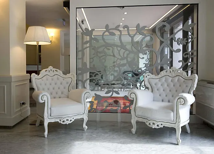 Jr Oriente Готель Барі