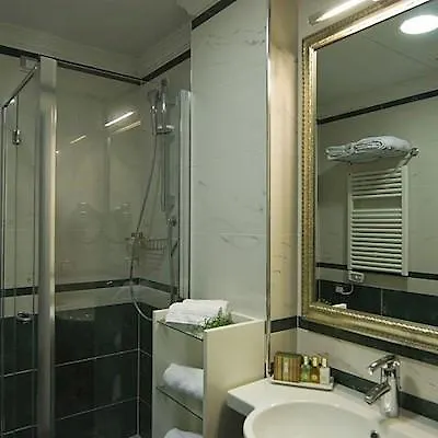 Jr Oriente 4* Барі