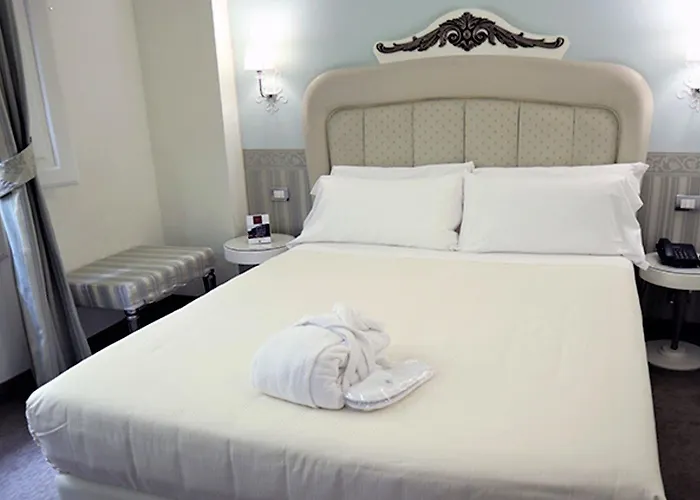 Jr Oriente 4* Барі